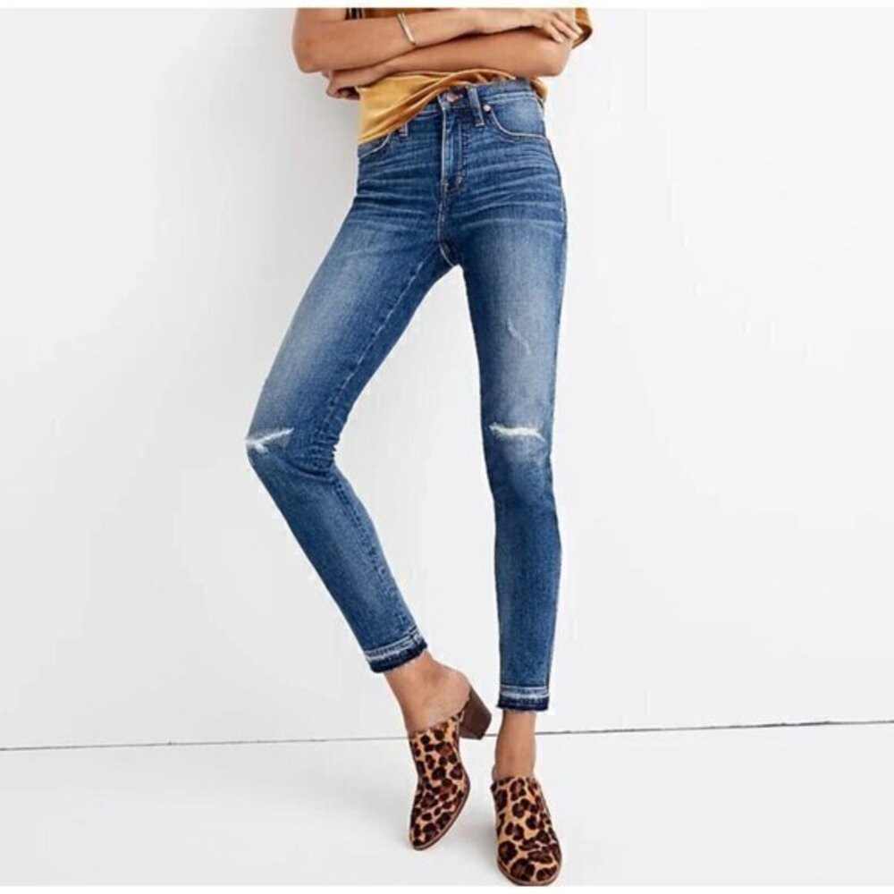 Madewell 9 Inch High Rise Skinny Jeans York Wash Rip and Repair Edition
